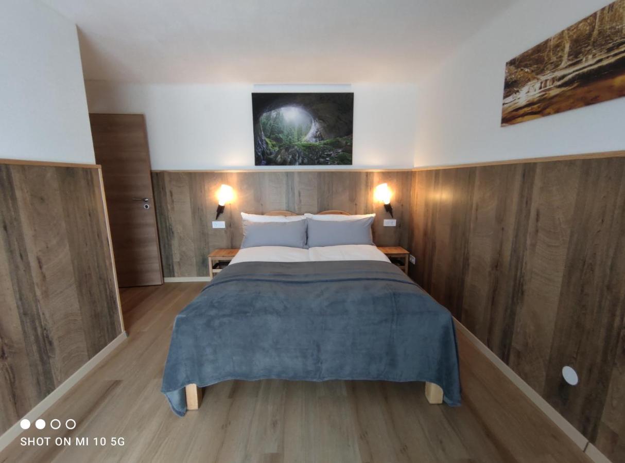 Berliner Ecke Hotel Mariazell Buitenkant foto