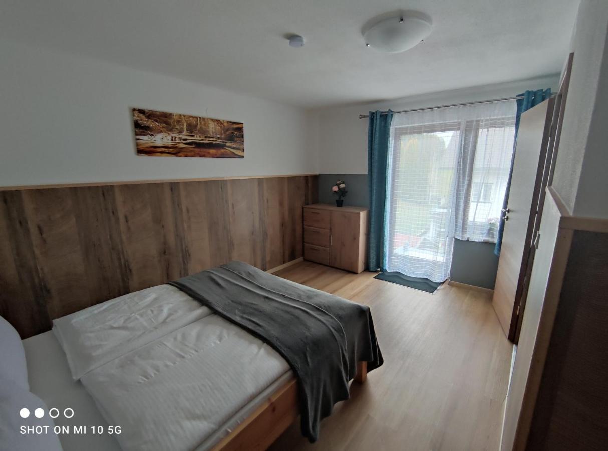 Berliner Ecke Hotel Mariazell Buitenkant foto