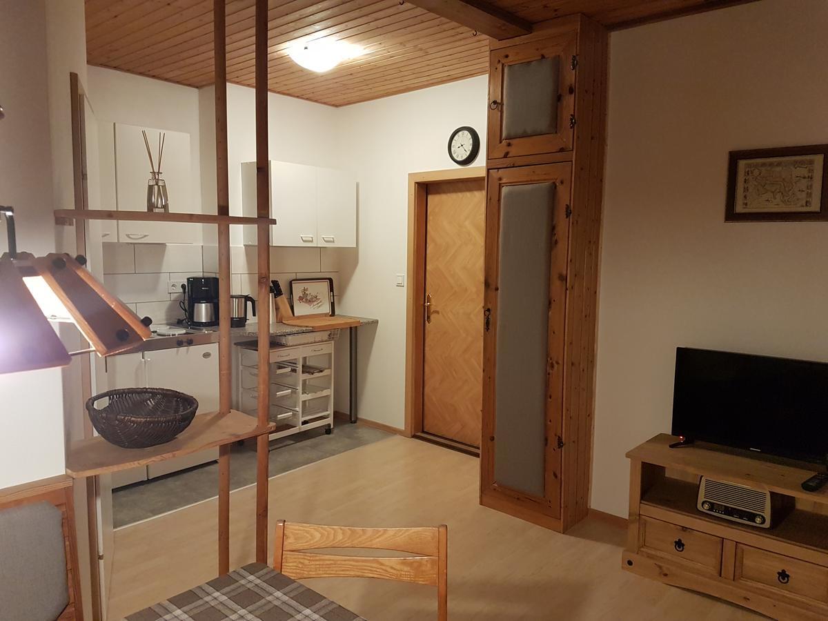 Berliner Ecke Hotel Mariazell Buitenkant foto