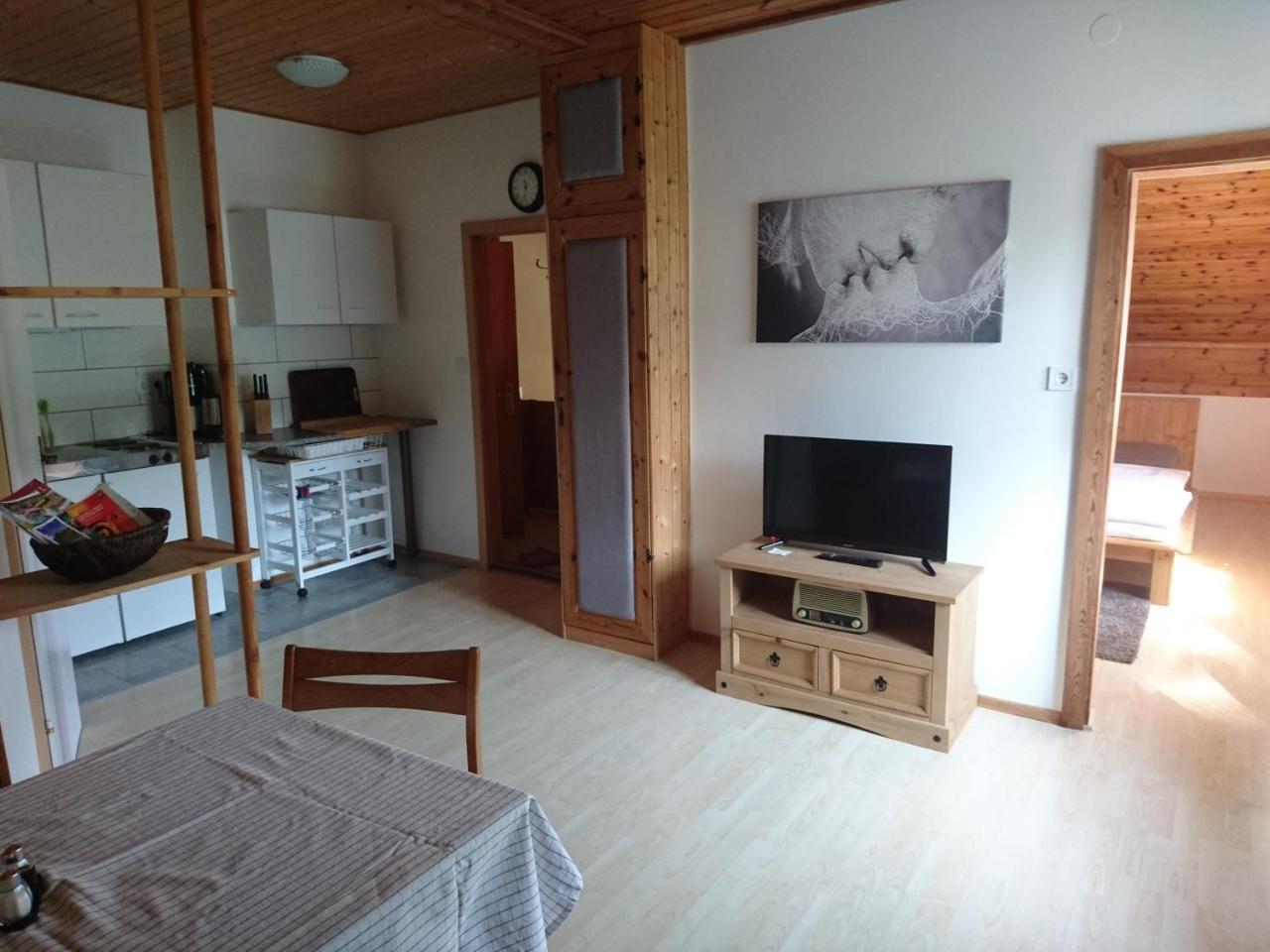 Berliner Ecke Hotel Mariazell Buitenkant foto
