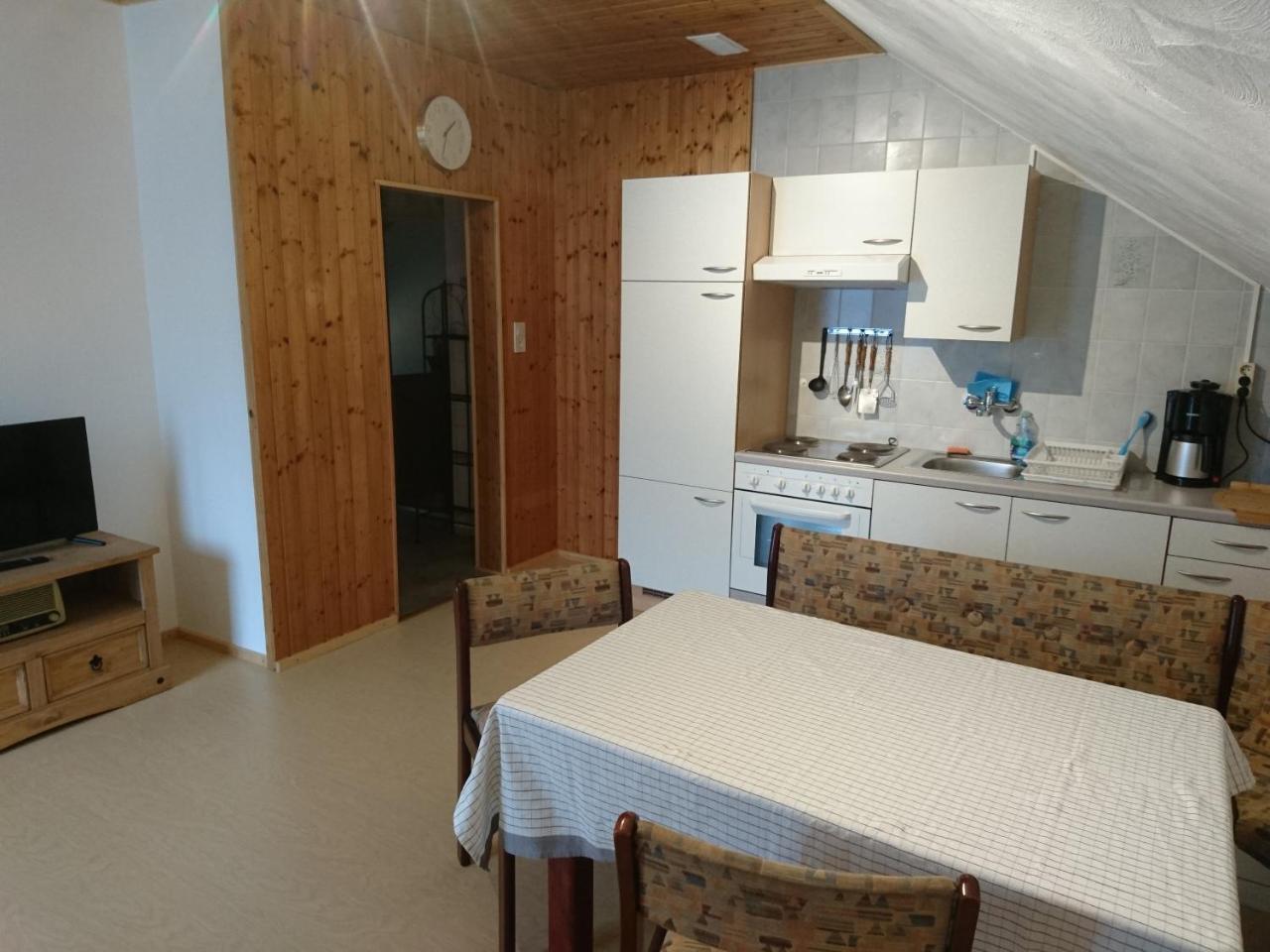 Berliner Ecke Hotel Mariazell Buitenkant foto