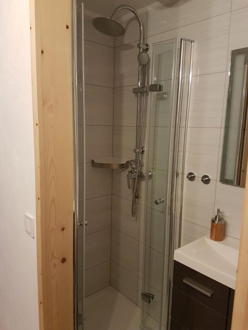 Berliner Ecke Hotel Mariazell Buitenkant foto